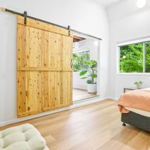 26 Maple Street, Holloways Beach, QLD 4878 AUS