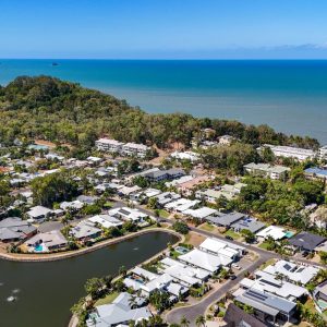 13 Lagoon Drive, Trinity Beach, QLD 4879 AUS
