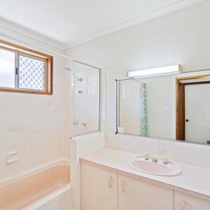 11 Beaver Street, Clifton Beach, QLD 4879 AUS