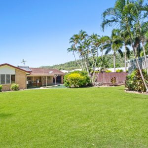 11 Beaver Street, Clifton Beach, QLD 4879 AUS