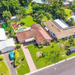11 Beaver Street, Clifton Beach, QLD 4879 AUS