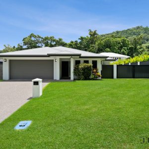 7 Flow Close, Trinity Beach, QLD 4879 AUS