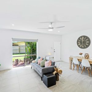 2/4 Primo Street, Freshwater, QLD 4870 AUS