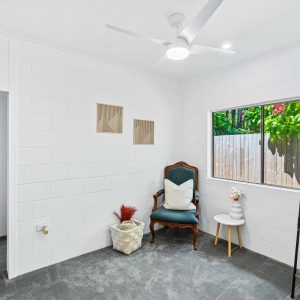 2/4 Primo Street, Freshwater, QLD 4870 AUS