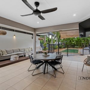 28 Regent Avenue, Redlynch, QLD 4870 AUS