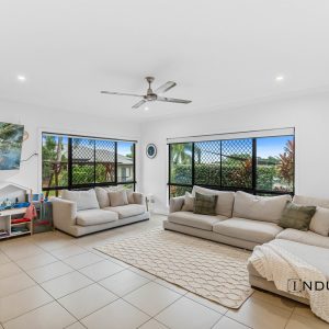 28 Regent Avenue, Redlynch, QLD 4870 AUS