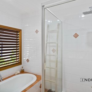 1 Magnolia Street, Holloways Beach, QLD 4878 AUS