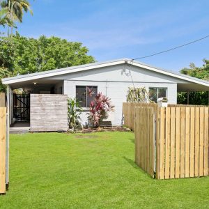 1/93 Marshall Street, Machans Beach, QLD 4878 AUS