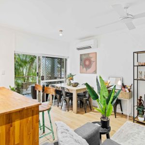 6/74-78 Old Smithfield Road, Freshwater, QLD 4870 AUS