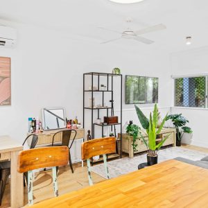 6/74-78 Old Smithfield Road, Freshwater, QLD 4870 AUS