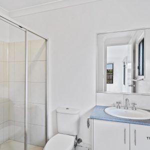 11 Finniss Crescent, Bentley Park, QLD 4869 AUS