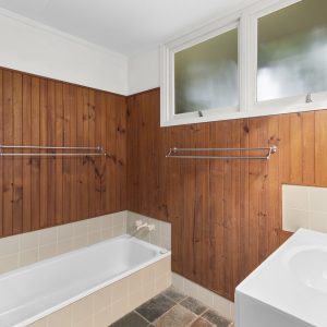 212 Greenslopes Street, Edge Hill, QLD 4870 AUS