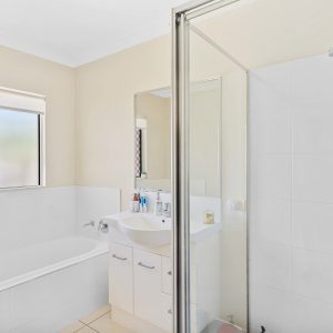 21 Mackerras Street, Redlynch, QLD 4870 AUS