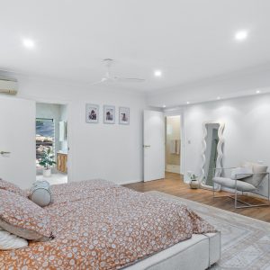 1 Chapel Close, Brinsmead, QLD 4870 AUS