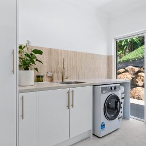 1 Chapel Close, Brinsmead, QLD 4870 AUS