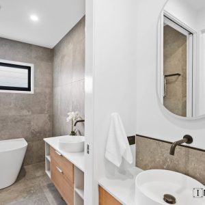 28 Headsail Drive, Trinity Beach, QLD 4879 AUS