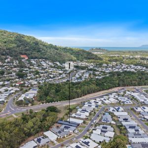 28 Headsail Drive, Trinity Beach, QLD 4879 AUS