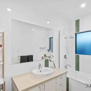 63 Kewarra Street, Kewarra Beach, QLD 4879 AUS