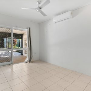 48 Endeavour Road, Clifton Beach, QLD 4879 AUS