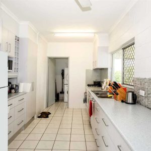 7 Batavia Court, Bentley Park, QLD 4869 AUS
