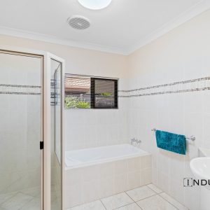 10 Red Peak Boulevard, Caravonica, QLD 4878 AUS