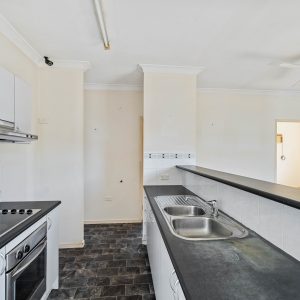 4 Burleigh Close, Kewarra Beach, QLD 4879 AUS