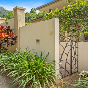 18 Orana Street, Caravonica, QLD 4878 AUS