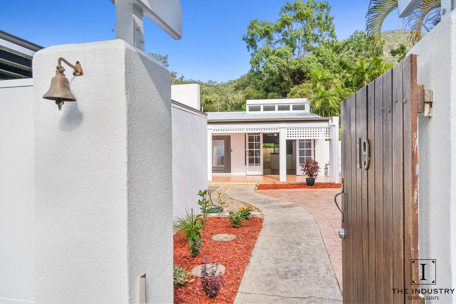 19 MacAlister Place, Smithfield - Image 1