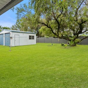 9 Armbrust Street, Manoora, QLD 4870 AUS