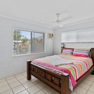 9 Armbrust Street, Manoora, QLD 4870 AUS
