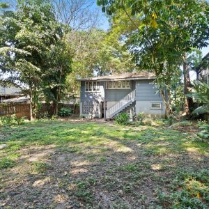 174 Hoare Street, Manoora, QLD 4870 AUS
