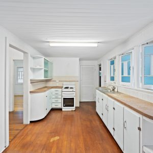 174 Hoare Street, Manoora, QLD 4870 AUS