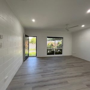 2/22 Barnard Drive, Mount Sheridan, QLD 4868 AUS