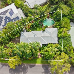 7-9 Saidor Close, Trinity Beach, QLD 4879 AUS