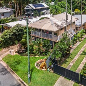 3/39 Arlington Esplanade, Clifton Beach, QLD 4879 AUS