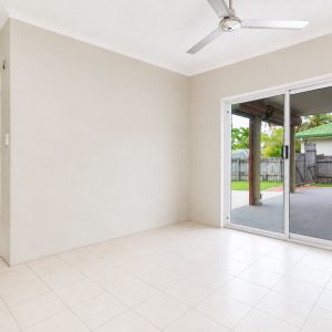 10 Whale Close, Kewarra Beach, QLD 4879 AUS