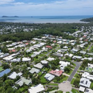 10 Whale Close, Kewarra Beach, QLD 4879 AUS