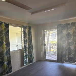 1/2-4 Bosanko Street, Manunda, QLD 4870 AUS