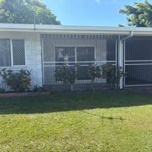 1/2-4 Bosanko Street, Manunda, QLD 4870 AUS
