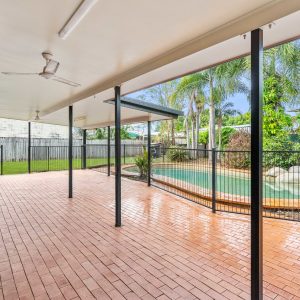4 Eagle Close, Yorkeys Knob, QLD 4878 AUS