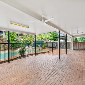 4 Eagle Close, Yorkeys Knob, QLD 4878 AUS