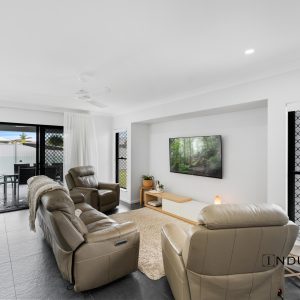 20 Wattledale Bend, Trinity Beach, QLD 4879 AUS