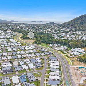 20 Wattledale Bend, Trinity Beach, QLD 4879 AUS