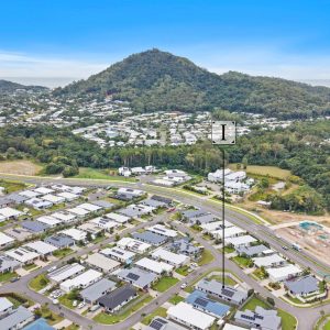 20 Wattledale Bend, Trinity Beach, QLD 4879 AUS
