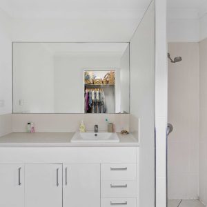 60 Whereat Road, Bentley Park, QLD 4869 AUS
