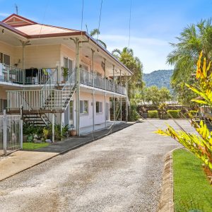 8/20 Springfield Crescent, Manoora, QLD 4870 AUS