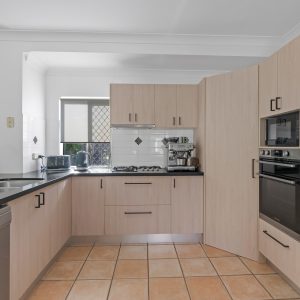20 Leonard Street, Kewarra Beach, QLD 4879 AUS