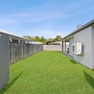 9 Quarterdeck Street, Trinity Beach, QLD 4879 AUS