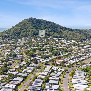 9 Quarterdeck Street, Trinity Beach, QLD 4879 AUS