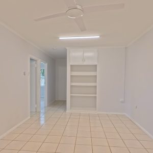 2/55 Wilks Street, Westcourt, QLD 4870 AUS